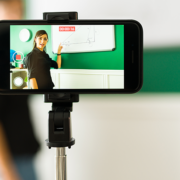„Alle Plattformen lieben Videos!“ - Wie kann ich schnell und mit einfachen Mitteln authentische, kurze Videos für meinen Social Media Kanal erstellen?